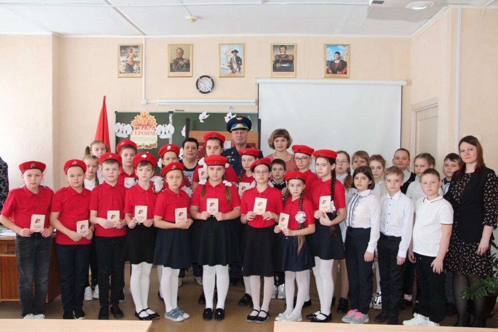 ГБОУ СОШ №2 г. Сызрани | Урок мужества, посвященный 33-й годовщине со дня вывода советских войск из Афганистана