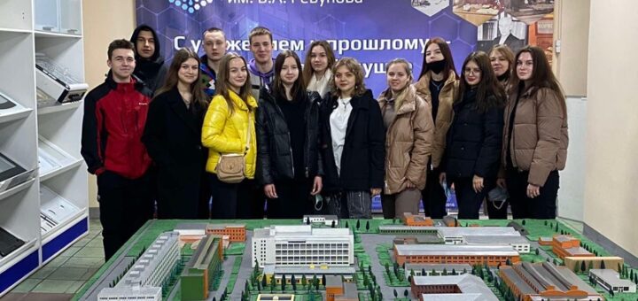 ГБОУ СОШ №2 г. Сызрани | Экскурсия в г. Пенза с учащимися 10-А класса