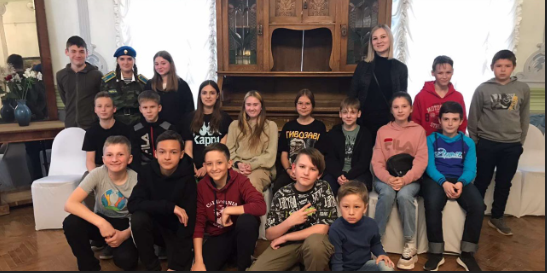 ГБОУ СОШ №2 г. Сызрани | Традиционная русская вечёрка, приуроченная к Году культурного наследия народов России