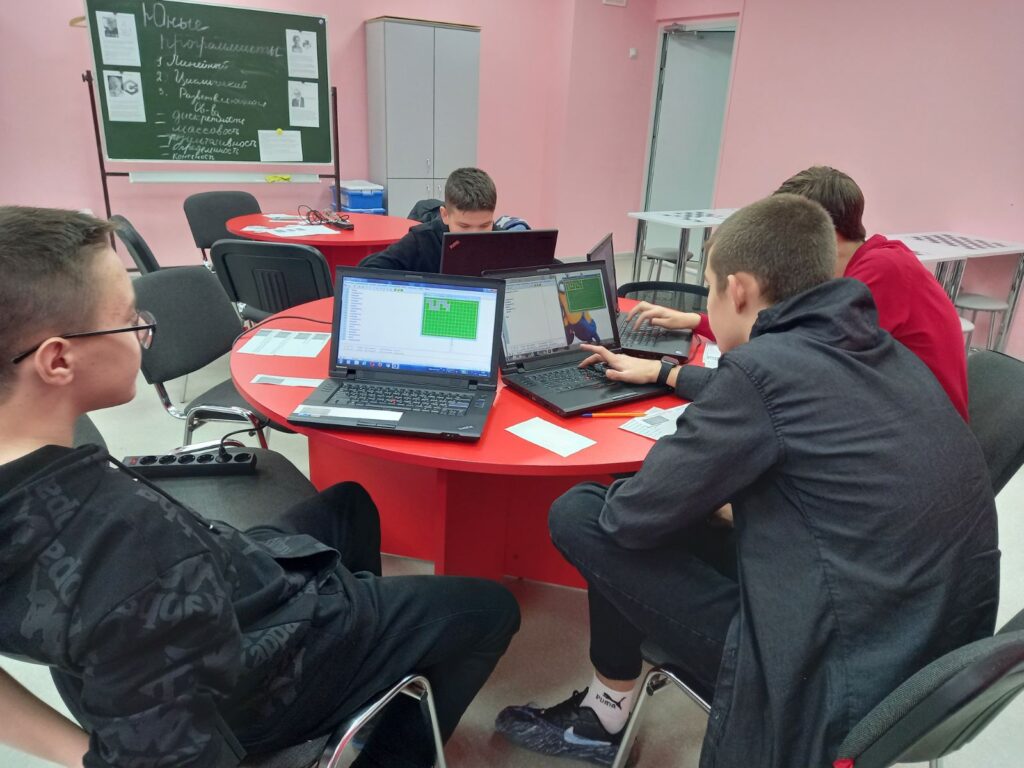 ГБОУ СОШ №2 г. Сызрани | Юные программисты
