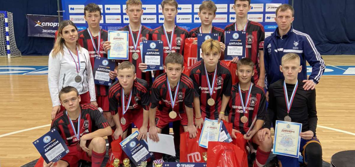 ГБОУ СОШ №2 г. Сызрани | Победа сборной команды школы в областных соревнованиях по мини-футболу