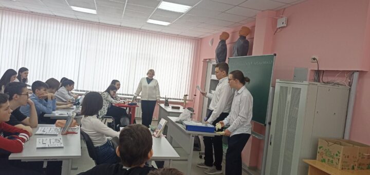 ГБОУ СОШ №2 г. Сызрани | Космическая лабораторная работа в 7-б классе