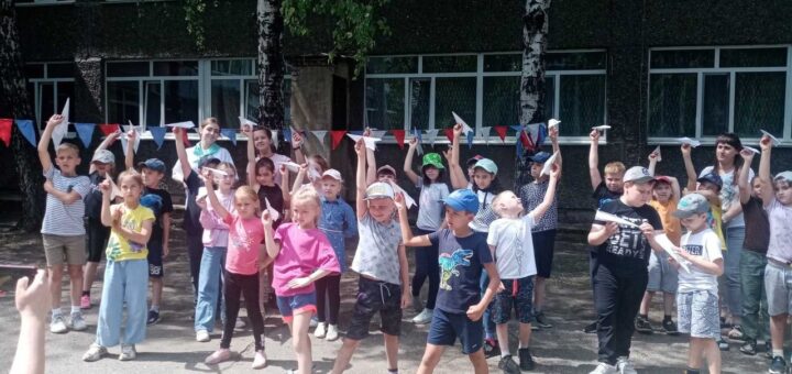 ГБОУ СОШ №2 г. Сызрани | Закрытие смены в оздоровительном лагере "Муравейник"