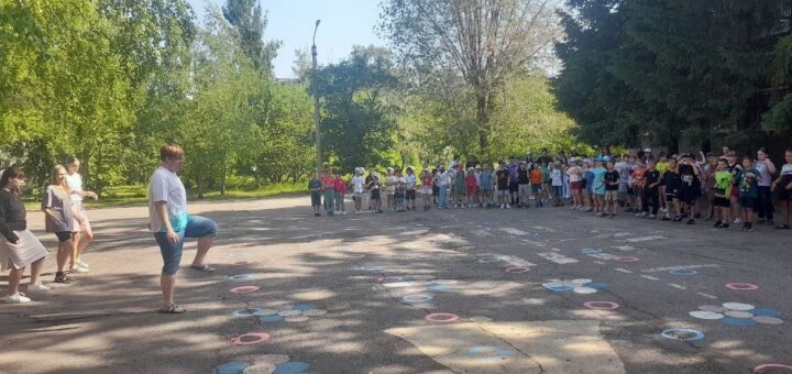 Открытие пришкольного оздоровительного лагеря Время первых