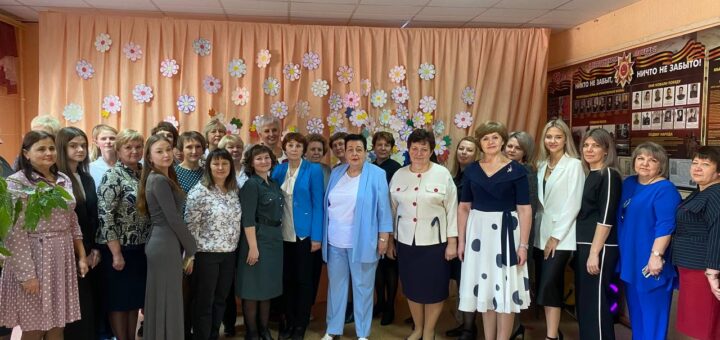 Праздничный концерт "День учителя России"