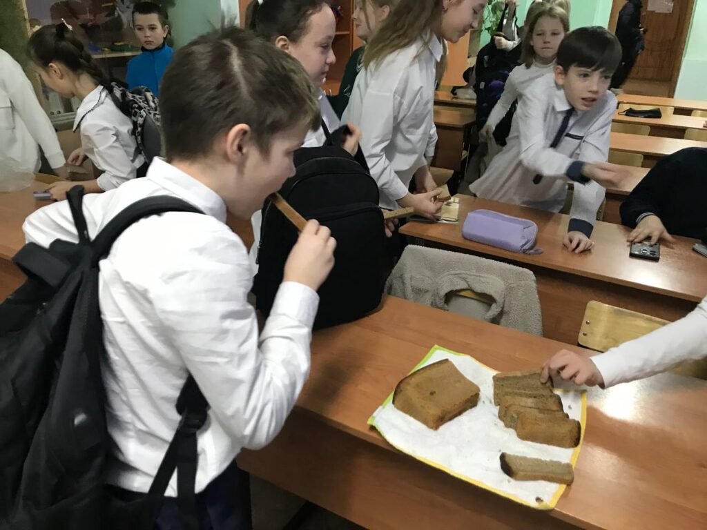 ГБОУ СОШ №2 г. Сызрани | Разговоры о важном, посвященные 81-летию со дня полного снятия блокады Ленинграда