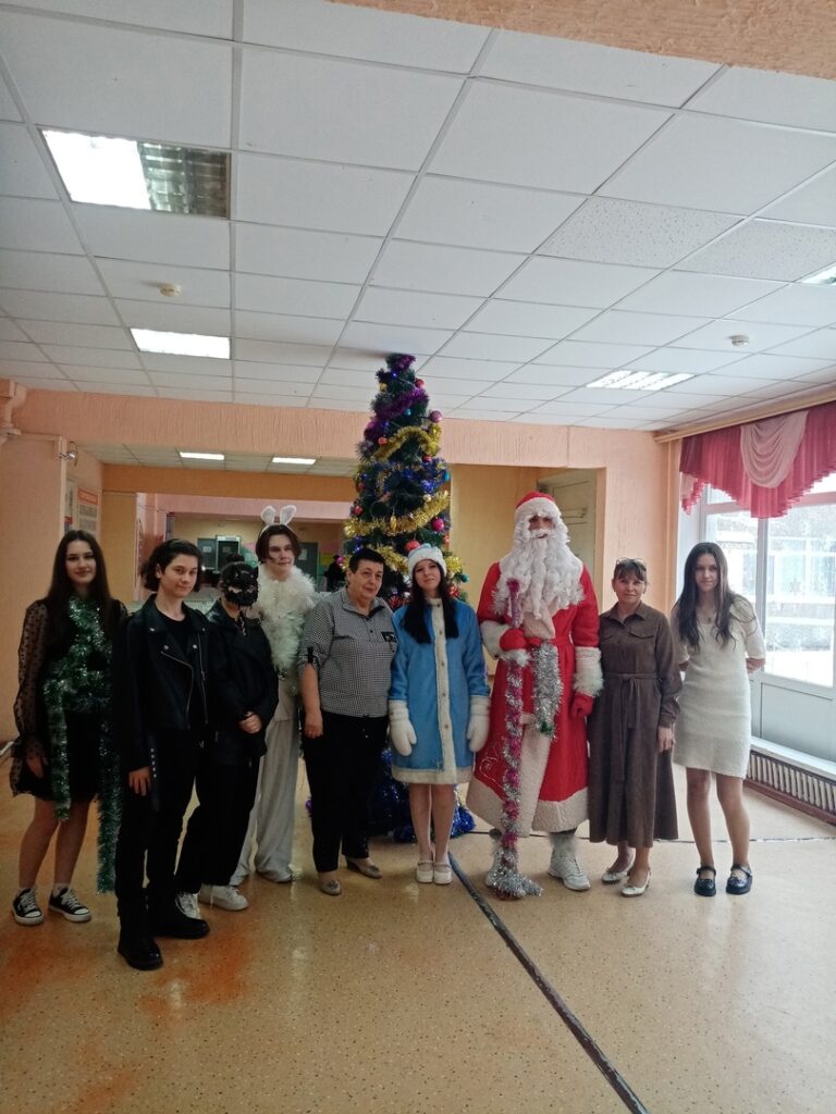 ГБОУ СОШ №2 г. Сызрани | Новый год-волшебный праздник!