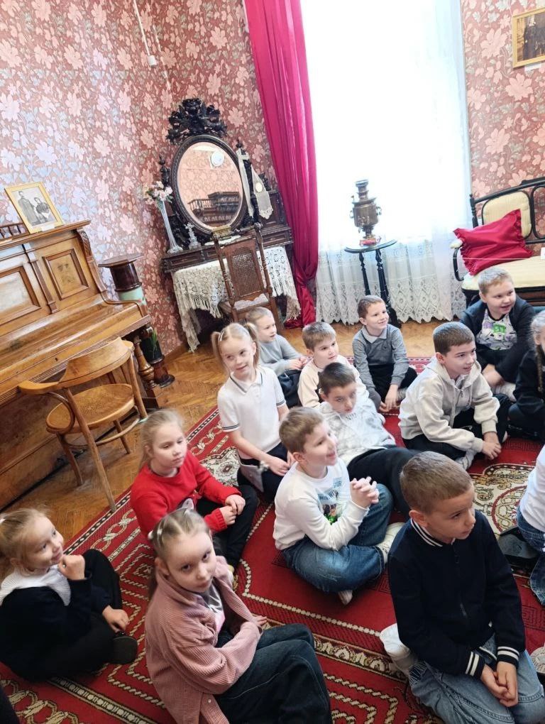 Учащиеся 1-а класса приняли участие в Новогоднем квесте “Там, на неведомых дорожках” ГБОУ СОШ №2 г. Сызрани | Учащиеся 1-а класса приняли участие в Новогоднем квесте