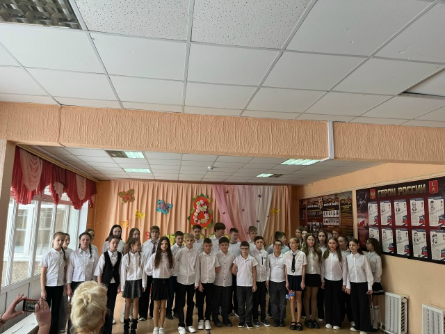 ГБОУ СОШ №2 г. Сызрани | Праздничный концерт, посвященный Международному женскому дню 8 Марта